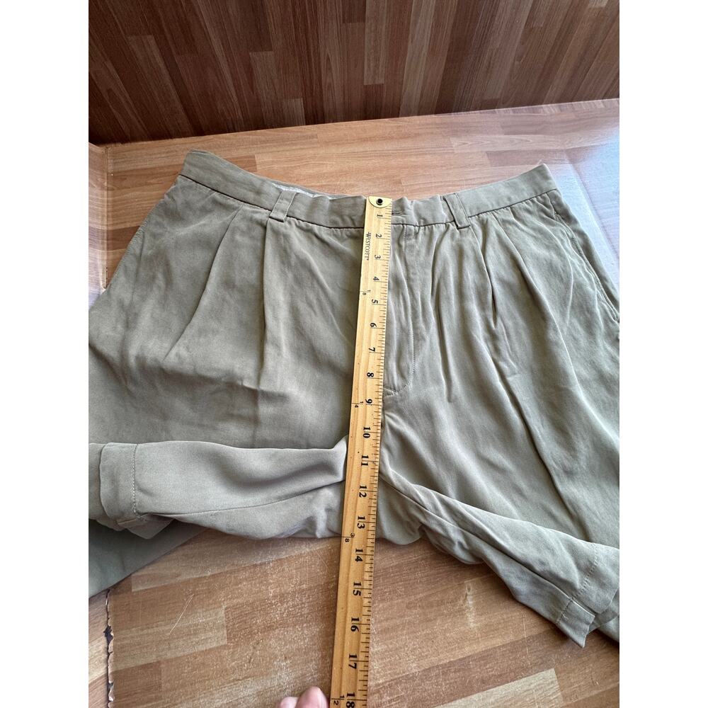 Tommy Bahama khaki, silk, men's flat front Chino golf shorts size 38 - Picture 5 of 14